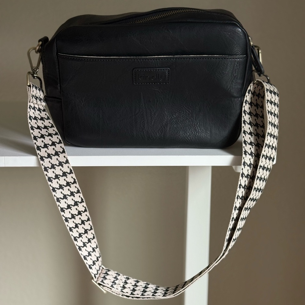 Kindly camera bag